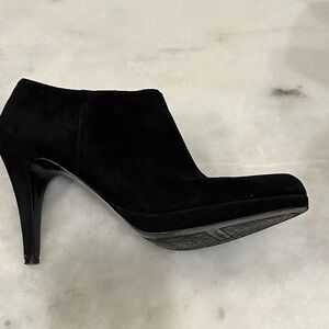 Bandolino Black Suede Heeled Boots.  Size 8.5.  Excellent condition